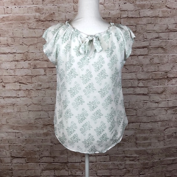 Lauren Conrad Pleat Neck Keyhole Tie Back Top Floral Green White EUC Sz Sm - Picture 8 of 11